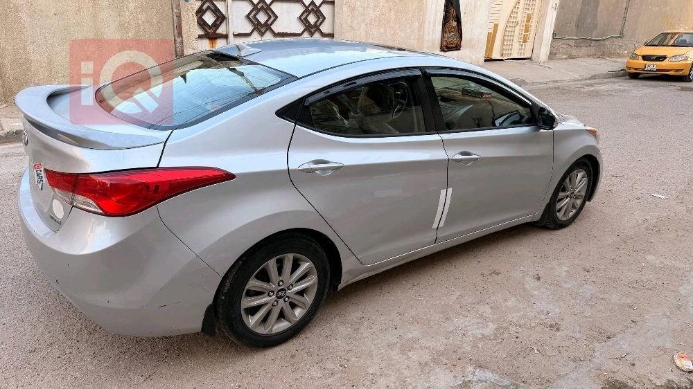 هيونداي النترا